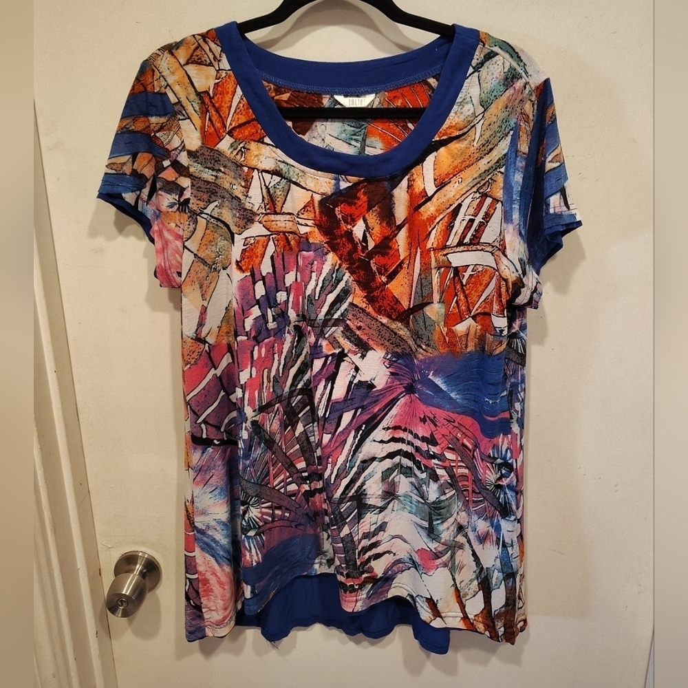 Kaktus Women's Short Sleeve Multicolor Artsy Slinky Tunic Top Sz L Travel Casual